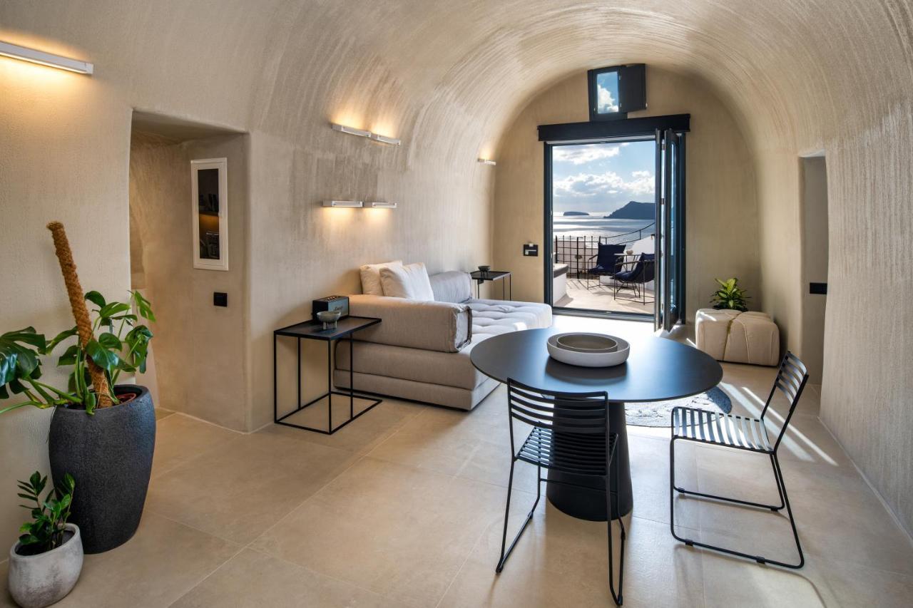 Iota Monocave By Thireon Villa เอีย ภายนอก รูปภาพ