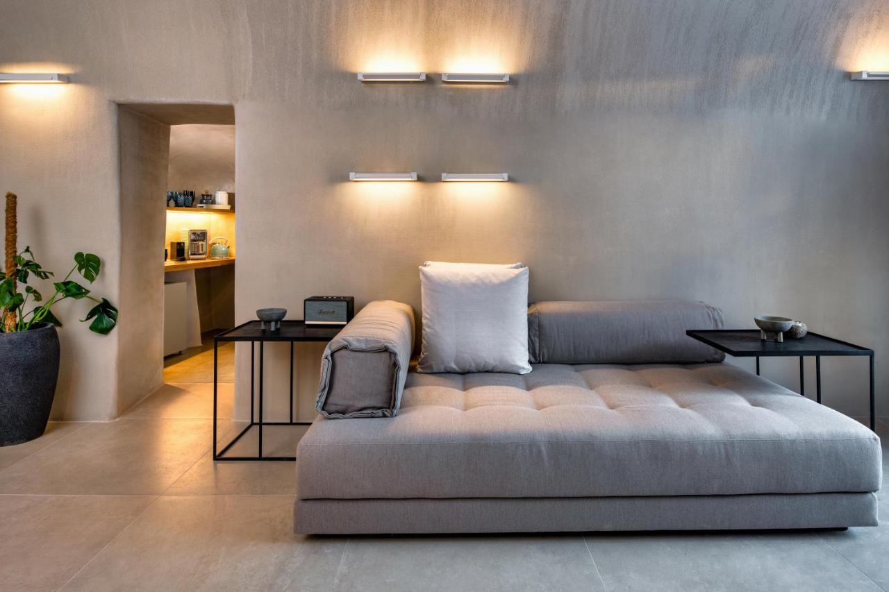 Iota Monocave By Thireon Villa เอีย ภายนอก รูปภาพ