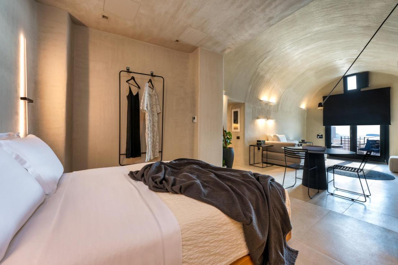 Iota Monocave By Thireon Villa เอีย ภายนอก รูปภาพ